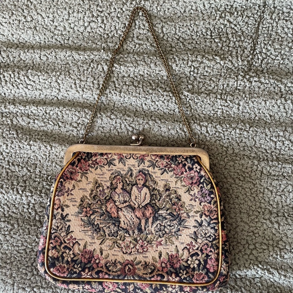 Vintage Floral Tapestry Handbag